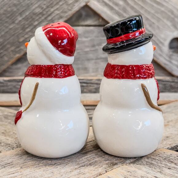 St. Nicholas Square Yuletide Snowman Couple Salt and Pepper Shaker Set, 4.25"H - Picture 4 of 7
